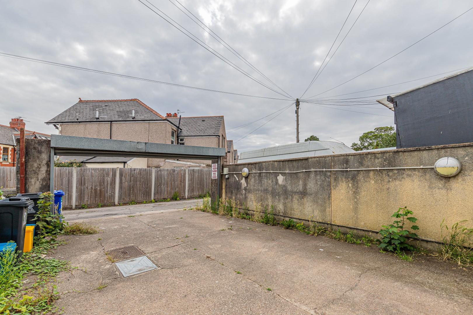 North Road, Gabalfa — photograph 7